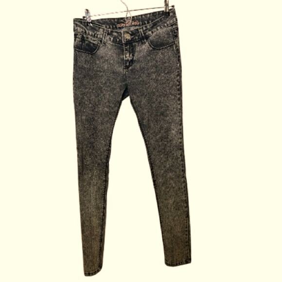 ICON Denim - VTG Y2K Icon Apparel acid wash low tide I stretch skinny jeans. Size 6